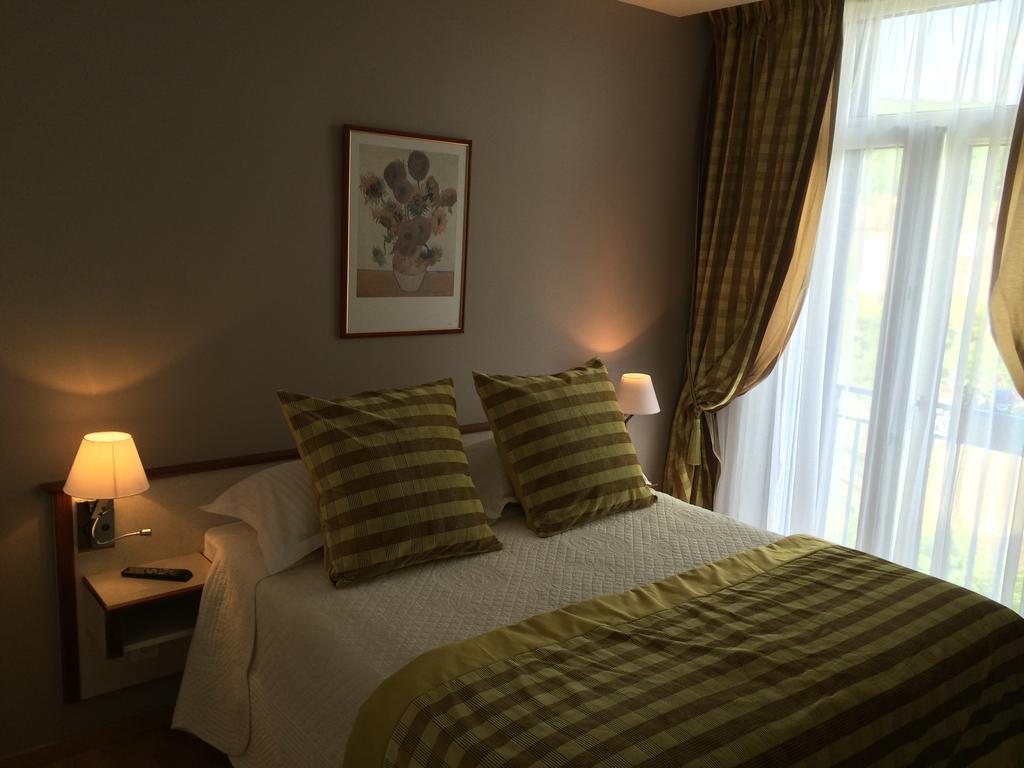 Bellevue Hotel Châtel-Guyon Екстериор снимка