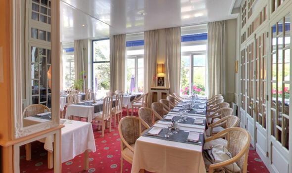 Bellevue Hotel Châtel-Guyon Екстериор снимка