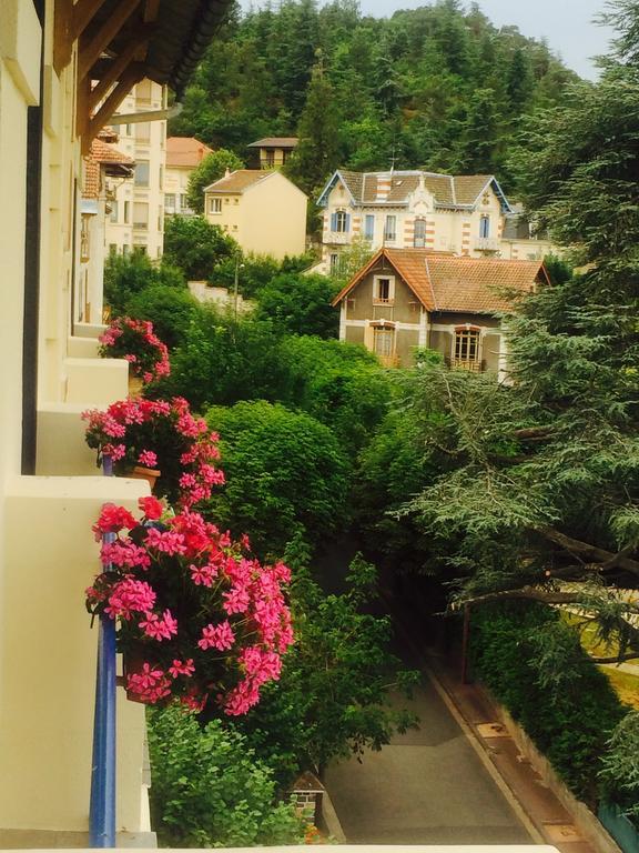 Bellevue Hotel Châtel-Guyon Екстериор снимка