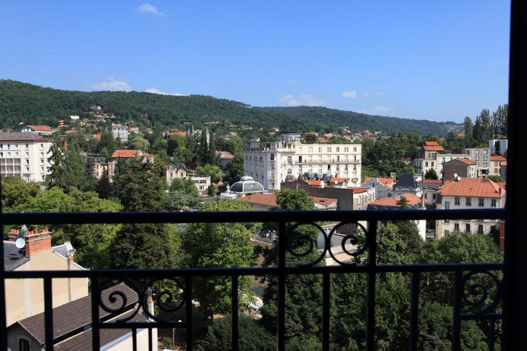 Bellevue Hotel Châtel-Guyon Екстериор снимка